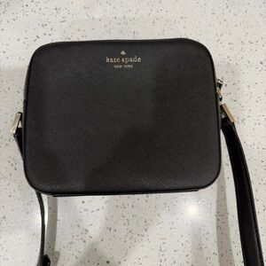 Kate Spade Elegant Black Crossbody Bag